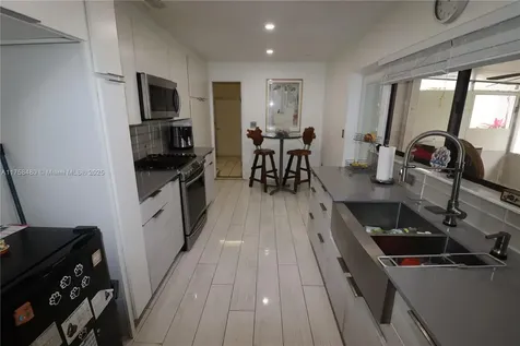 5250 SW 133rd Avenue Miami FL 33175
