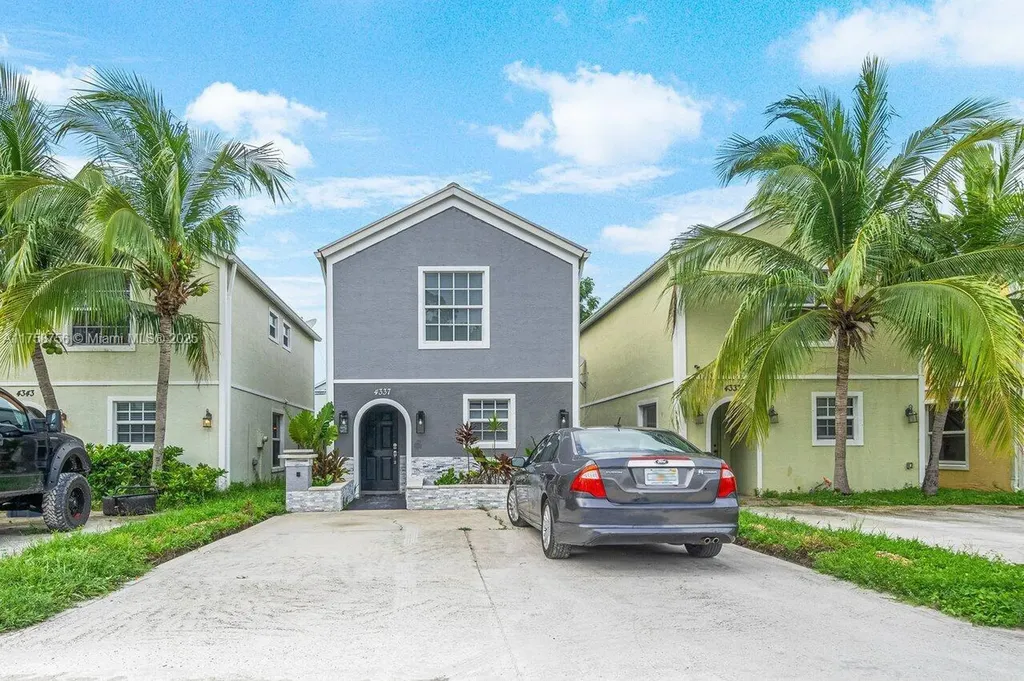 4337 Springfield Street Lake Worth FL 33461