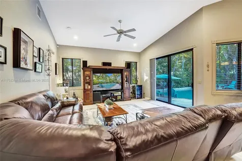 5044 NW 113th Avenue Coral Springs FL 33076