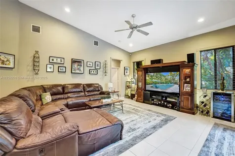 5044 NW 113th Avenue Coral Springs FL 33076