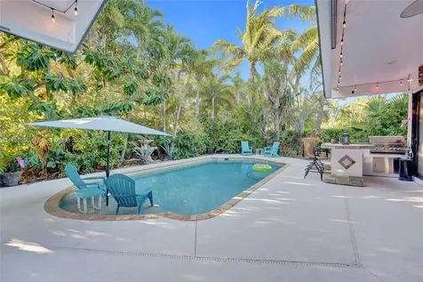 5044 NW 113th Avenue Coral Springs FL 33076