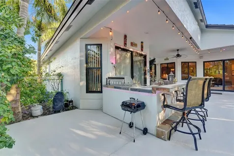 5044 NW 113th Avenue Coral Springs FL 33076
