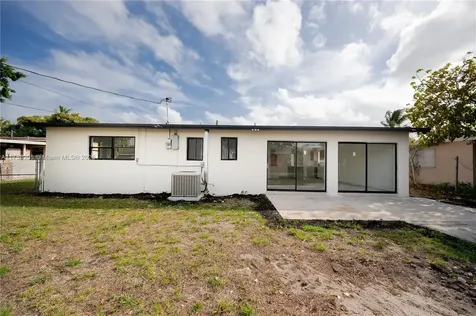 4821 NW 12th Court Lauderhill FL 33313