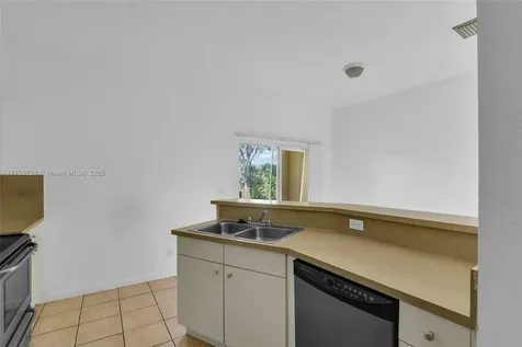 804 N Santa Catalina Circle North Lauderdale FL 33068