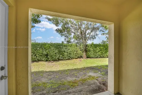 804 N Santa Catalina Circle North Lauderdale FL 33068