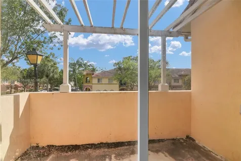 804 N Santa Catalina Circle North Lauderdale FL 33068