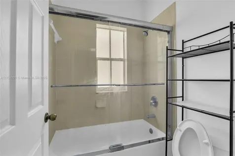 804 N Santa Catalina Circle North Lauderdale FL 33068