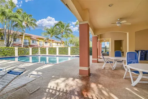 804 N Santa Catalina Circle North Lauderdale FL 33068