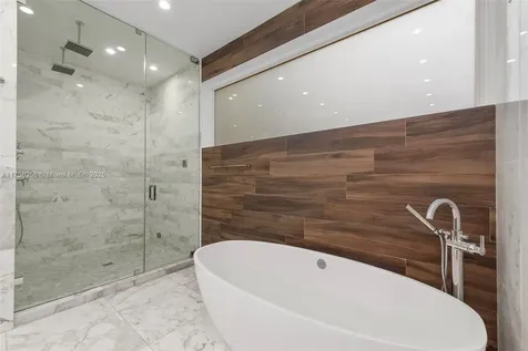 7233 Los Pinos Boulevard Coral Gables FL 33143