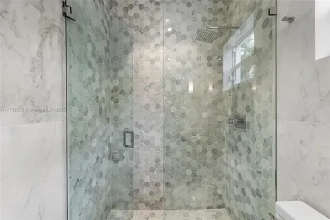 7233 Los Pinos Boulevard Coral Gables FL 33143