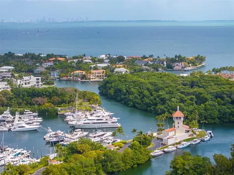 7233 Los Pinos Boulevard Coral Gables FL 33143