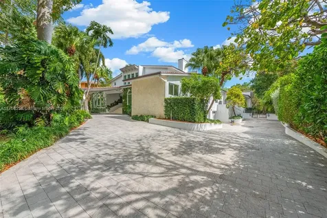 7233 Los Pinos Boulevard Coral Gables FL 33143
