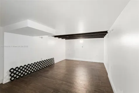 7233 Los Pinos Boulevard Coral Gables FL 33143