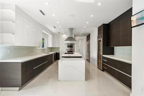 7233 Los Pinos Boulevard Coral Gables FL 33143