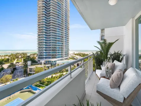 400 S Pointe Drive Miami Beach FL 33139