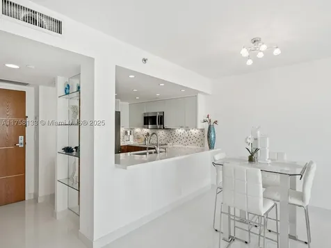 400 S Pointe Drive Miami Beach FL 33139