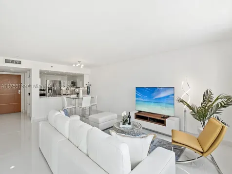 400 S Pointe Drive Miami Beach FL 33139