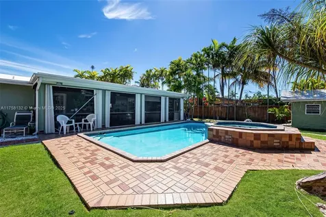 20700 Island Road Cutler Bay FL 33189