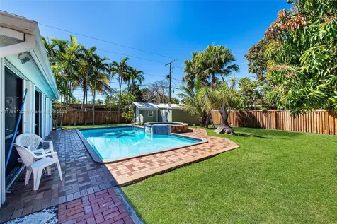 20700 Island Road Cutler Bay FL 33189