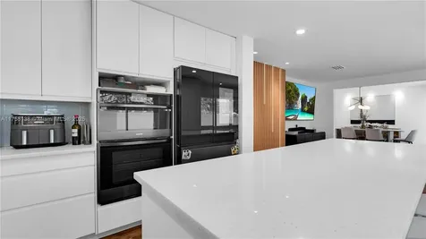 5212 NW 108th Place Doral FL 33178