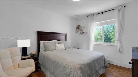 5212 NW 108th Place Doral FL 33178