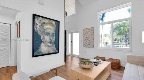 5212 NW 108th Place Doral FL 33178