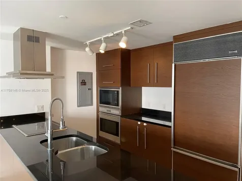 465 Brickell Avenue Miami FL 33131
