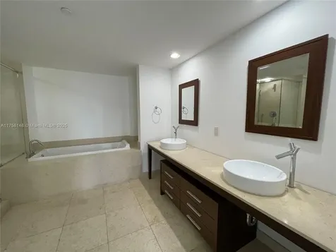 465 Brickell Avenue Miami FL 33131