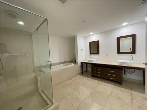465 Brickell Avenue Miami FL 33131