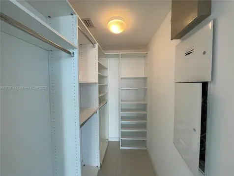 465 Brickell Avenue Miami FL 33131