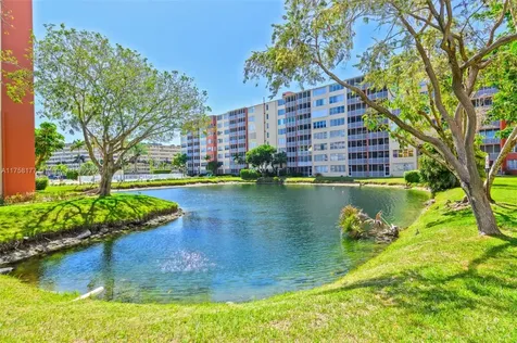 1770 NE 191st Street Miami FL 33179