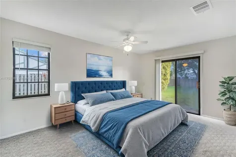 790 S Wind Circle Sunrise FL 33326