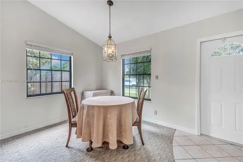 790 S Wind Circle Sunrise FL 33326