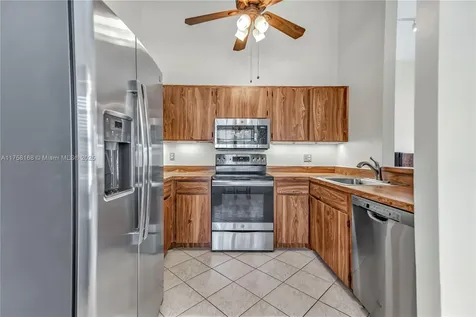 790 S Wind Circle Sunrise FL 33326
