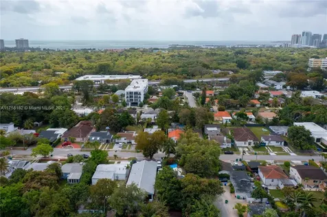 2041 SW 25th Street Miami FL 33133