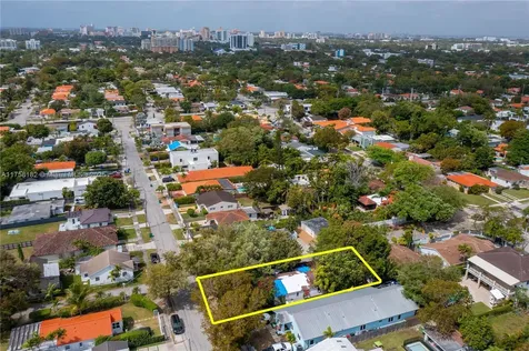 2041 SW 25th Street Miami FL 33133