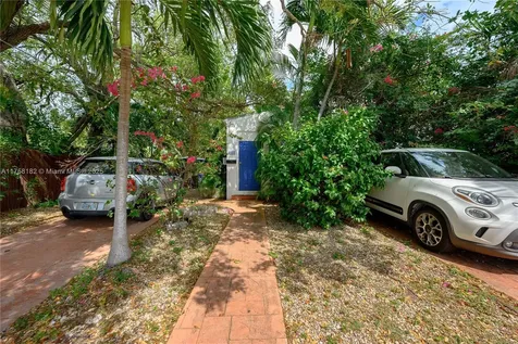 2041 SW 25th Street Miami FL 33133