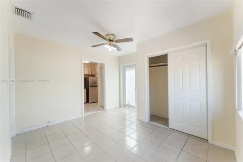 5230 SW 95th Court Miami FL 33165