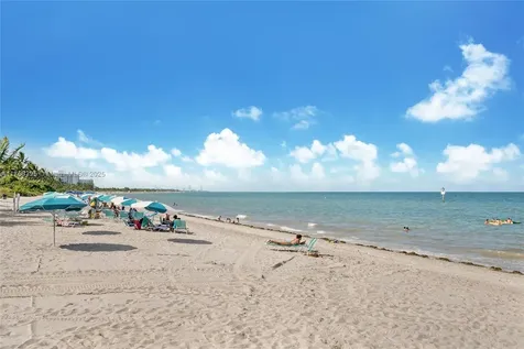 227 E Enid Drive Key Biscayne FL 33149