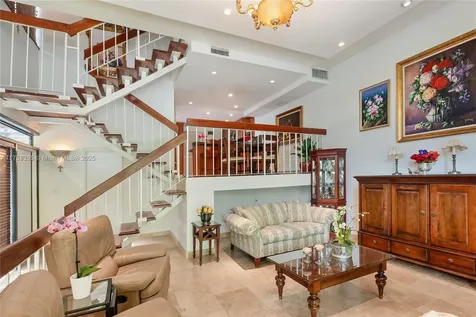 227 E Enid Drive Key Biscayne FL 33149