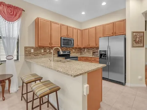 9196 SW 39th Street Miramar FL 33025