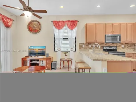 9196 SW 39th Street Miramar FL 33025