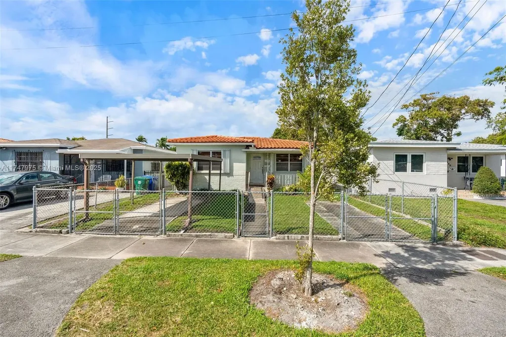 340 NW 59th Avenue Miami FL 33126