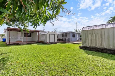 340 NW 59th Avenue Miami FL 33126