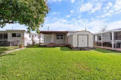 340 NW 59th Avenue Miami FL 33126