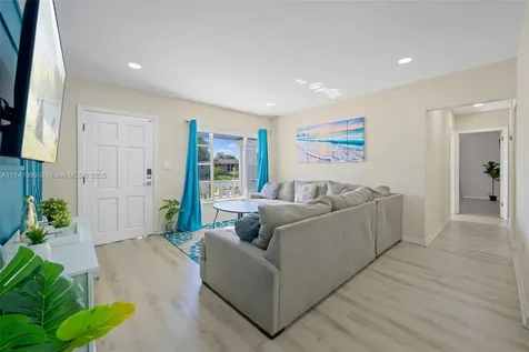 951 NW 148th Street Miami FL 33168