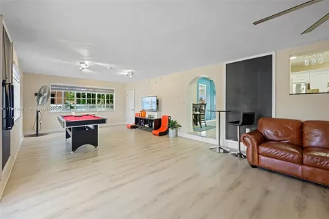 951 NW 148th Street Miami FL 33168