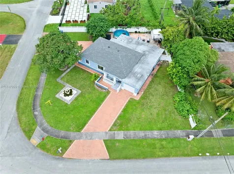 951 NW 148th Street Miami FL 33168