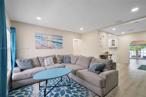 951 NW 148th Street Miami FL 33168