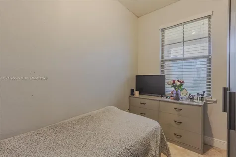 410 S Hudson Street Orlando FL 32835